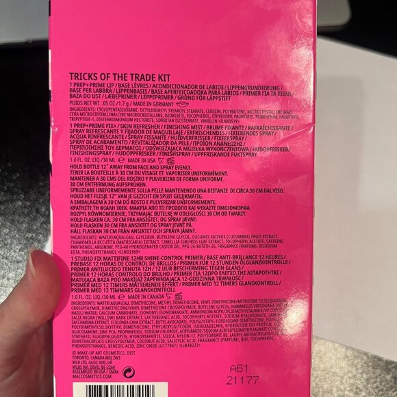 MAC Cosmetic Tricks of the Trade Kit brand new in box (primer, lip primer, fix+) - Picture 9 of 9